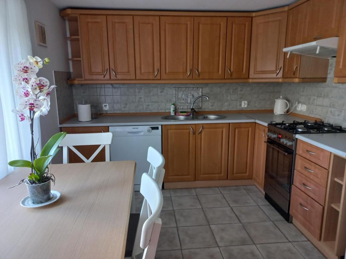 Apartament 2 Sypialnie Z Kuchnia - 200 Metrow Od Morza Miedzyzdroje Eksteriør billede