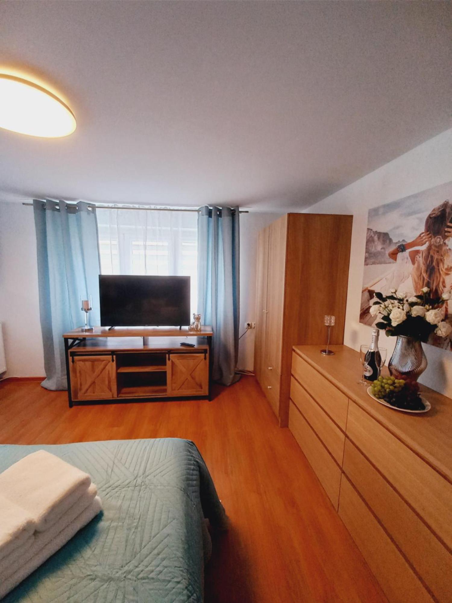 Apartament 2 Sypialnie Z Kuchnia - 200 Metrow Od Morza Miedzyzdroje Eksteriør billede